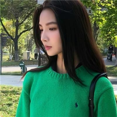 聪明的金发美女